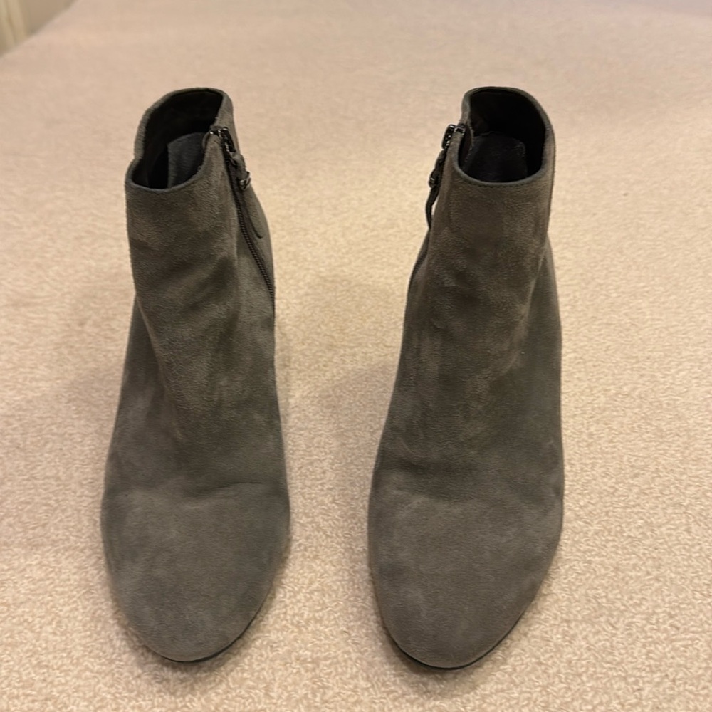 Via Spiga rich suede booties. Rarely worn. Very good condition!